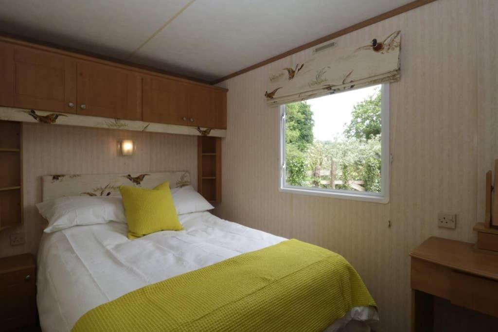 The Nest - Family Friendly Caravan Nr Glastonbury & Street Somerton  Exterior photo
